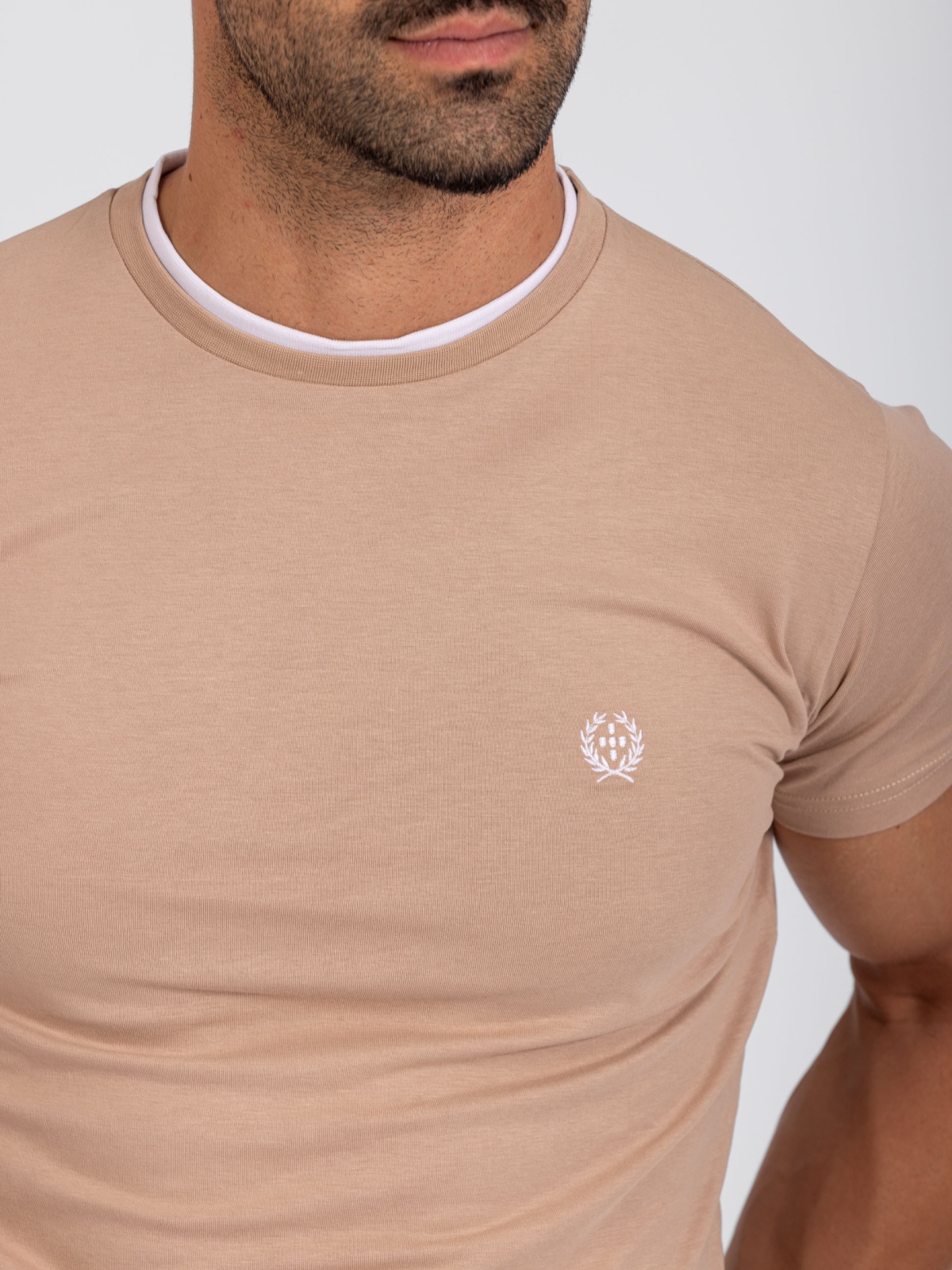 T-SHIRT BASIC GOLA DUPLA