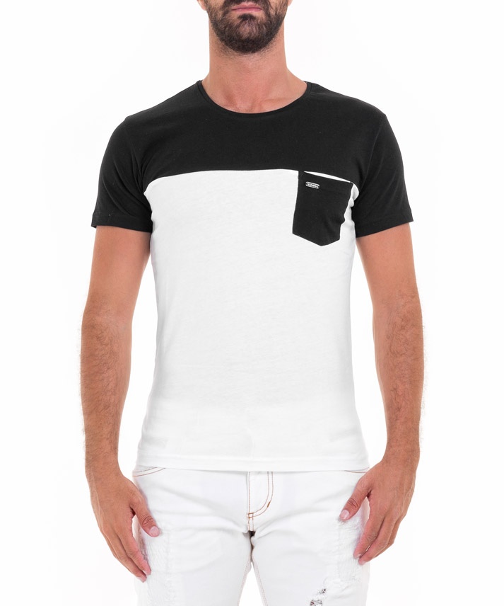 T-SHIRT CHEST POCKET