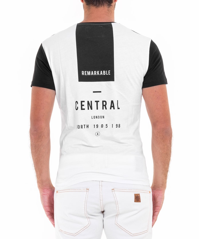 T-SHIRT CHEST POCKET