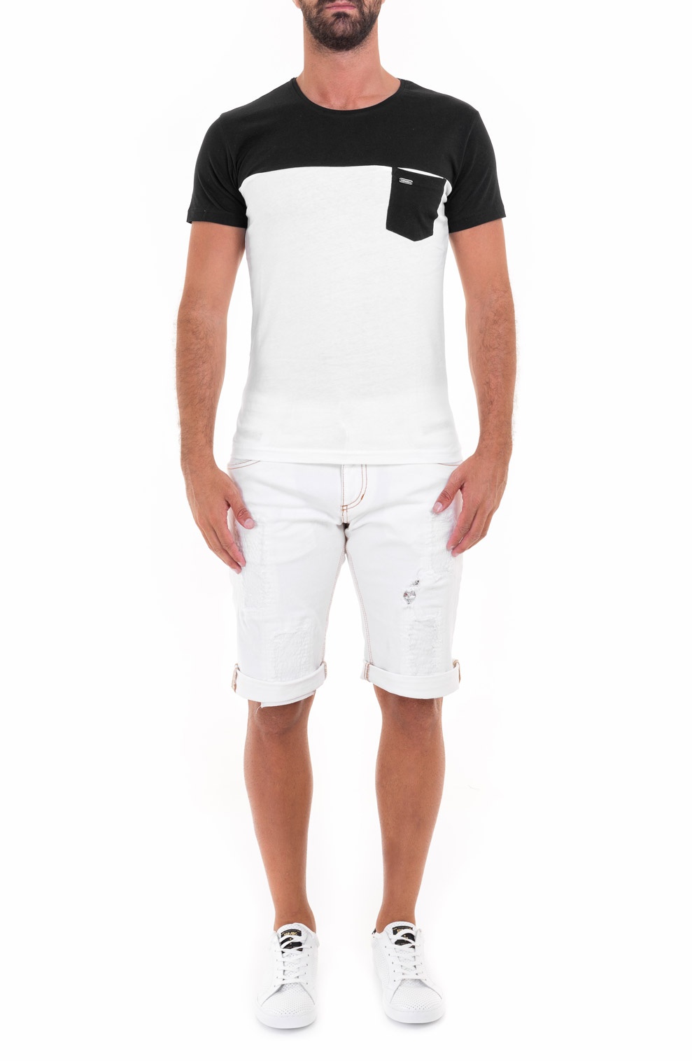 T-SHIRT CHEST POCKET