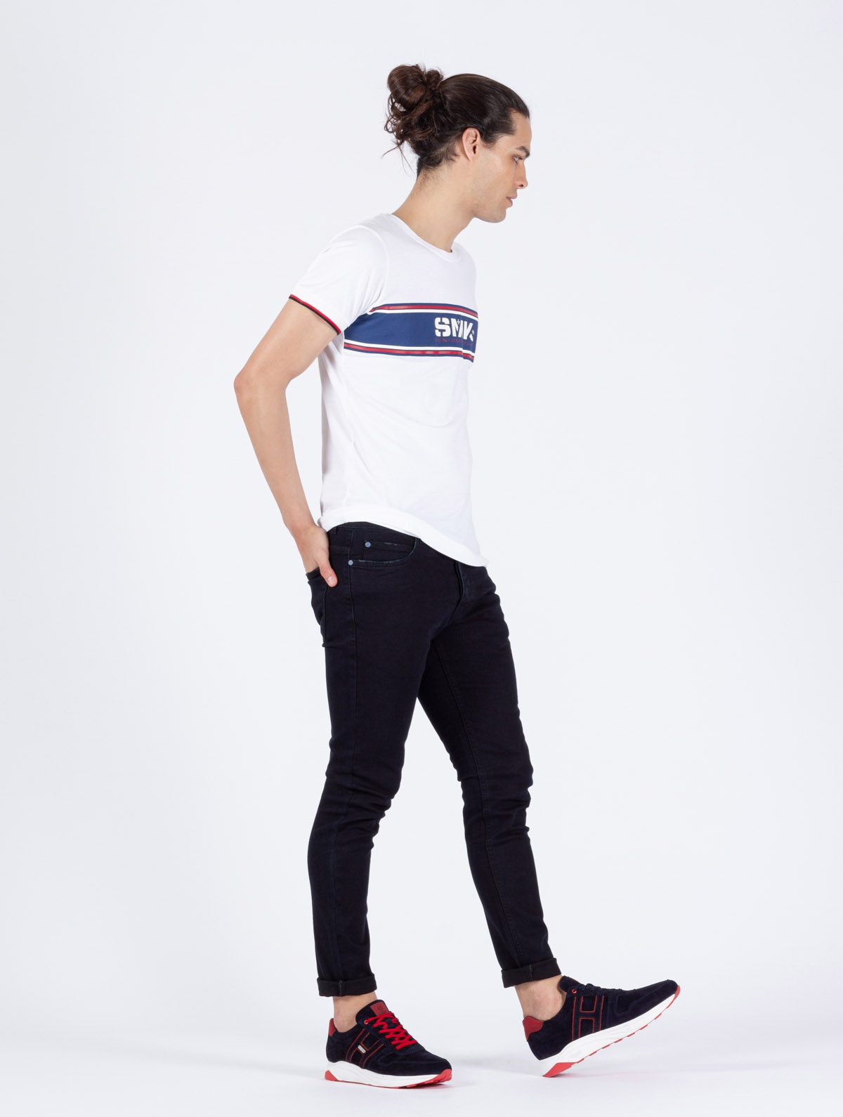 T-SHIRT SMK CHEST LINE