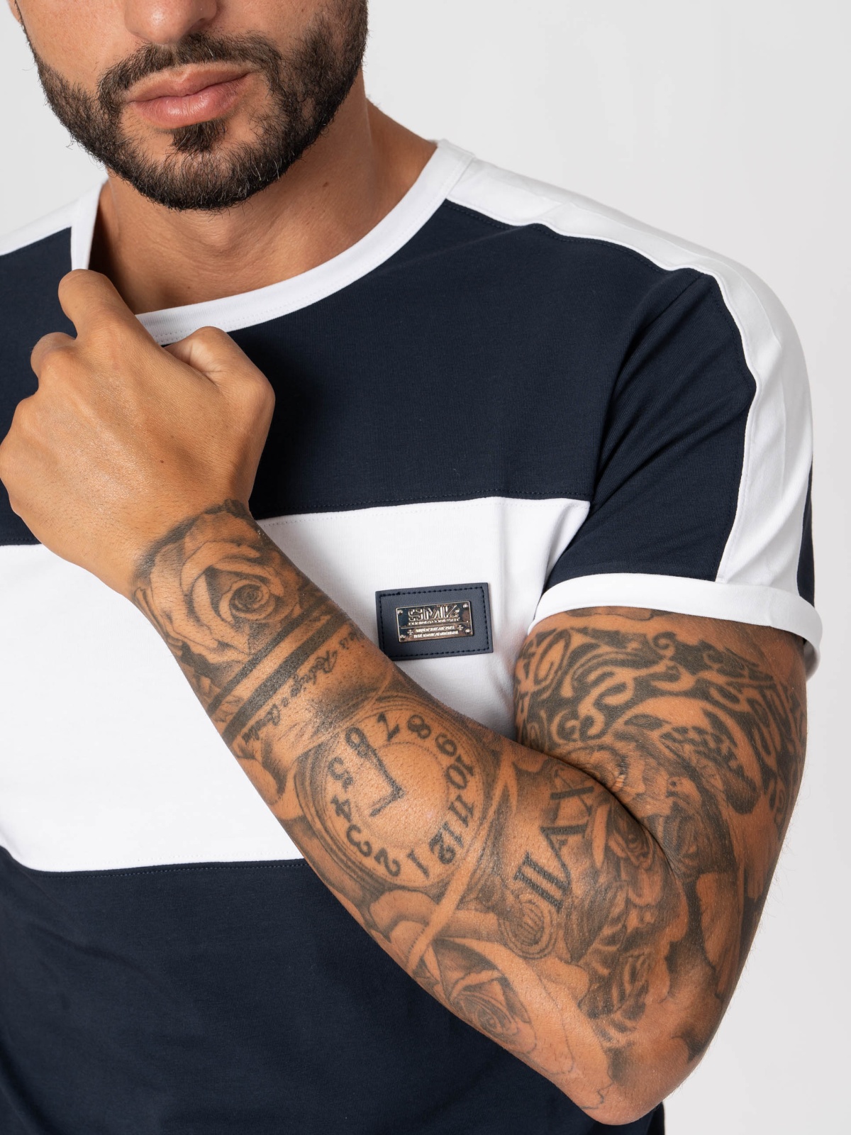 T-SHIRT MARINHO RISCA BRA