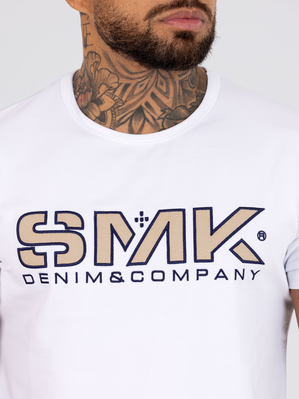 T-SHIRT SMK LETRAS BEGES