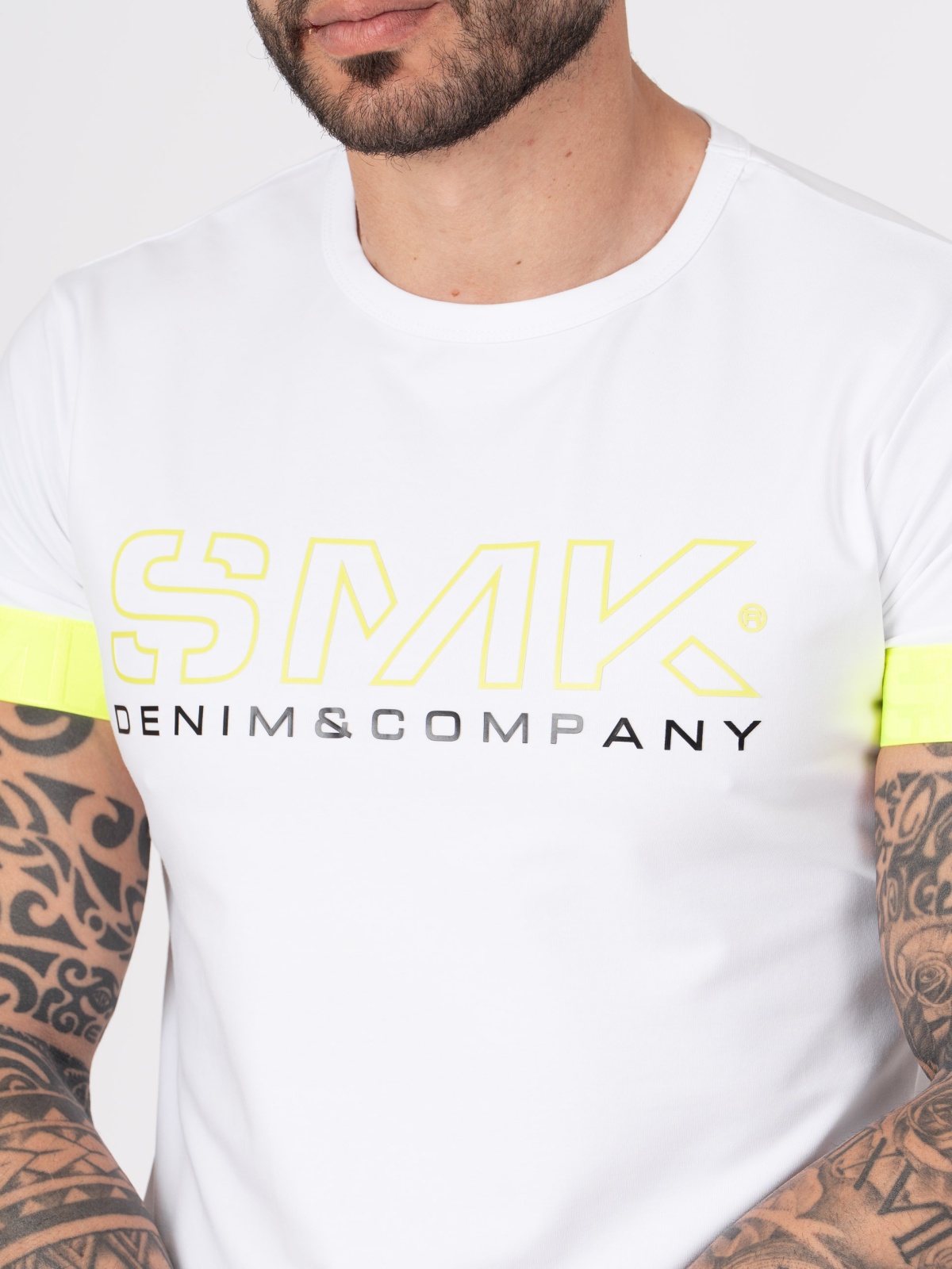 T-SHIRT SMK BRANCO AMAREL
