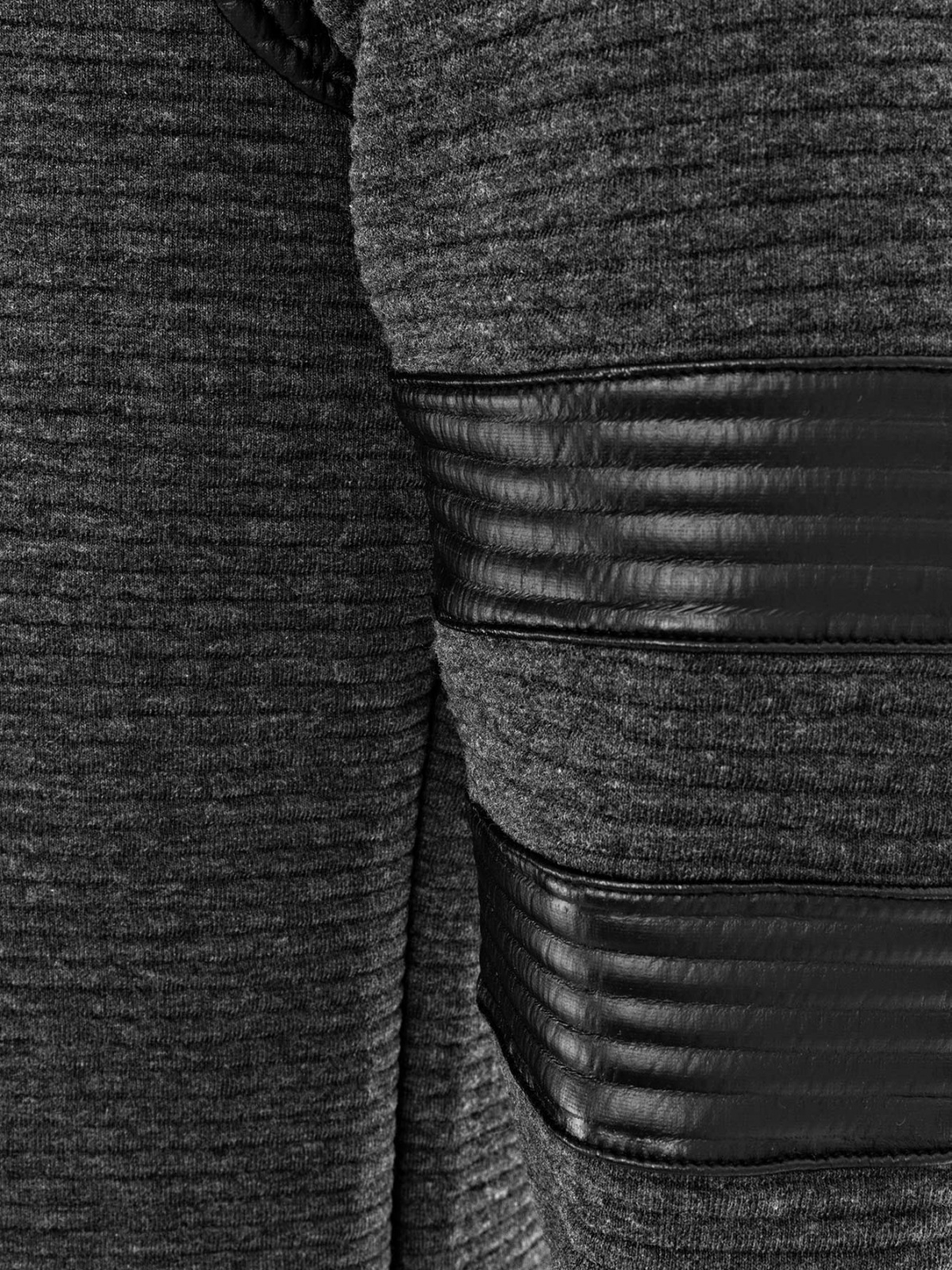 SWEAT CHEST CLOSURES