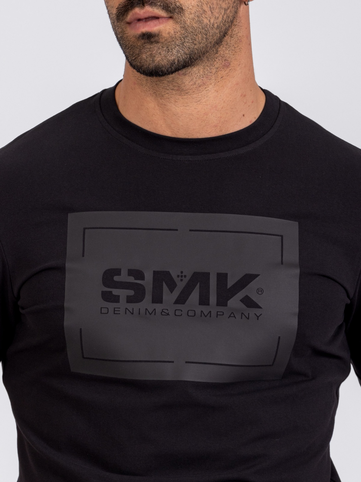 T-SHIRT SMK LOGO PRETO