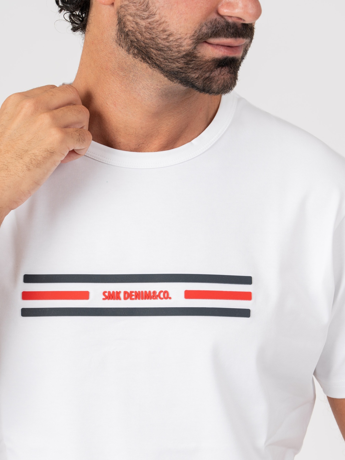 T-SHIRT SMK LISTAS BRANCO