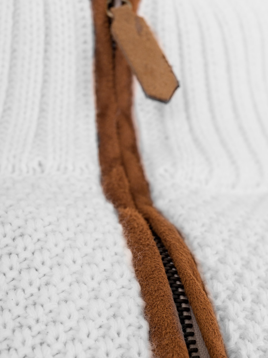 CASACO BROWN CONTRAST