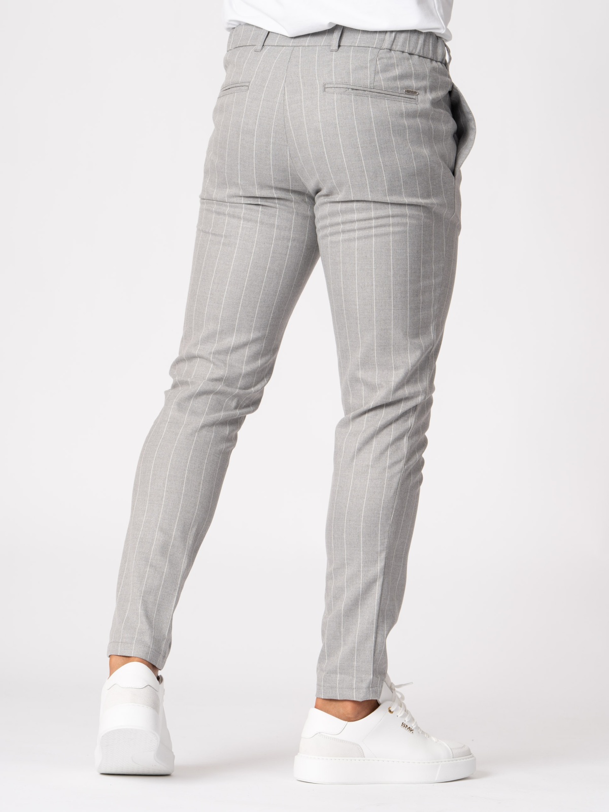 CALÇA SMK COM CORDÃO CINZ