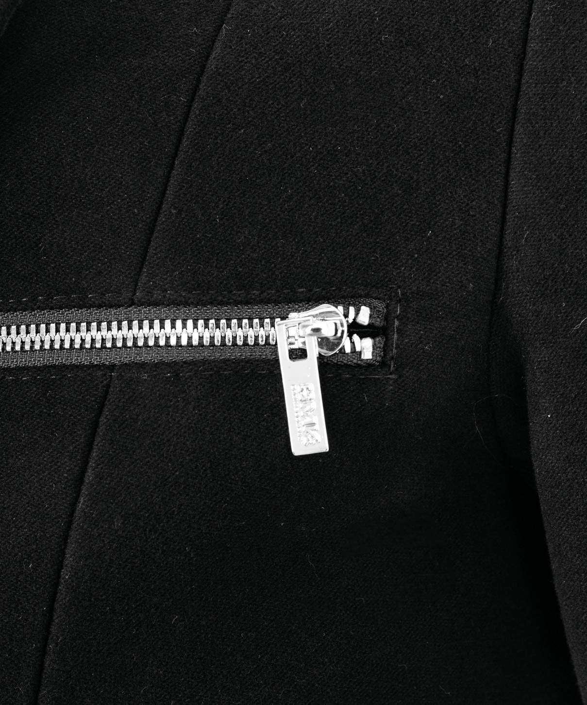 BLAZER NEW ZIP LOCK