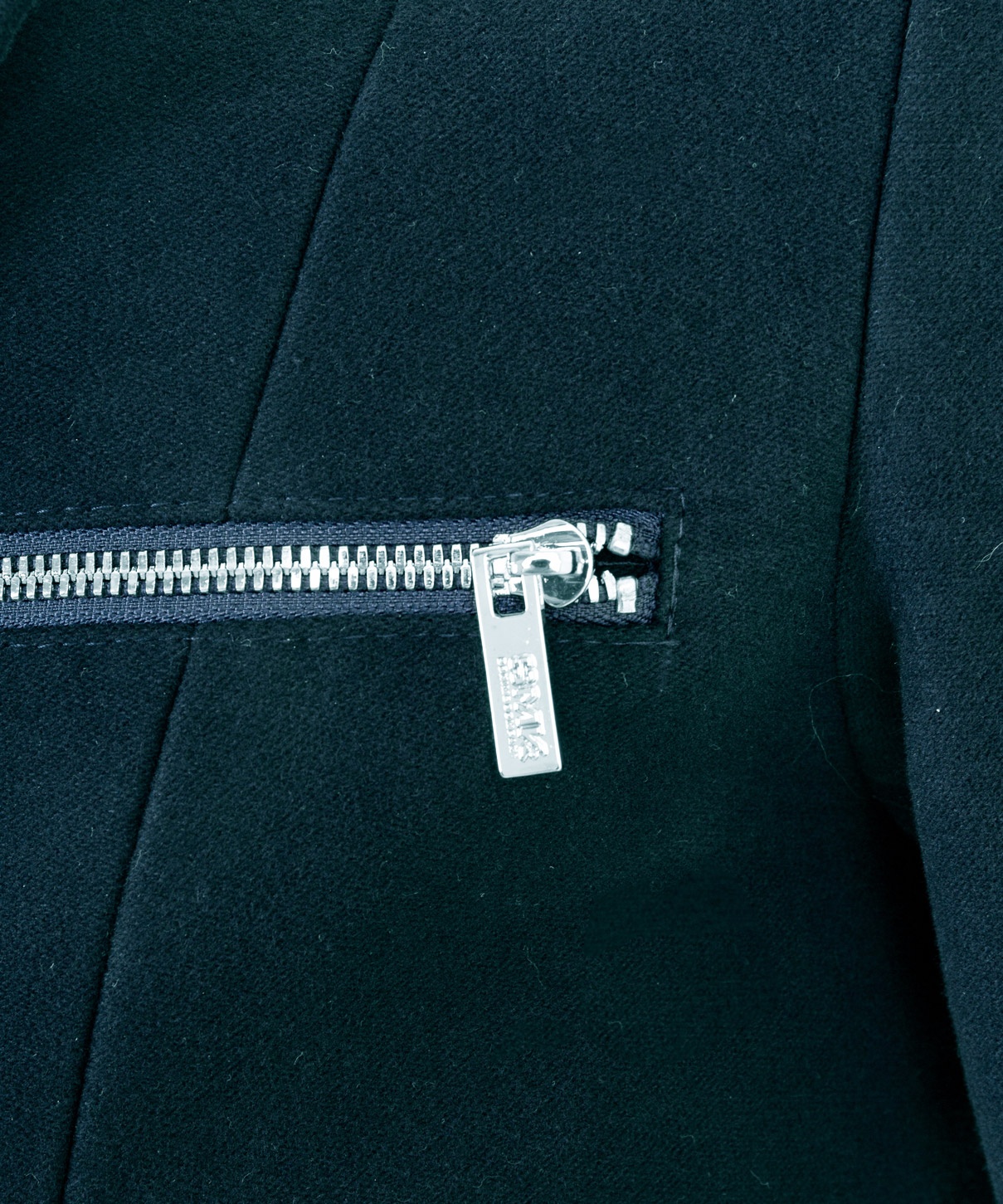 BLAZER NEW ZIP LOCK