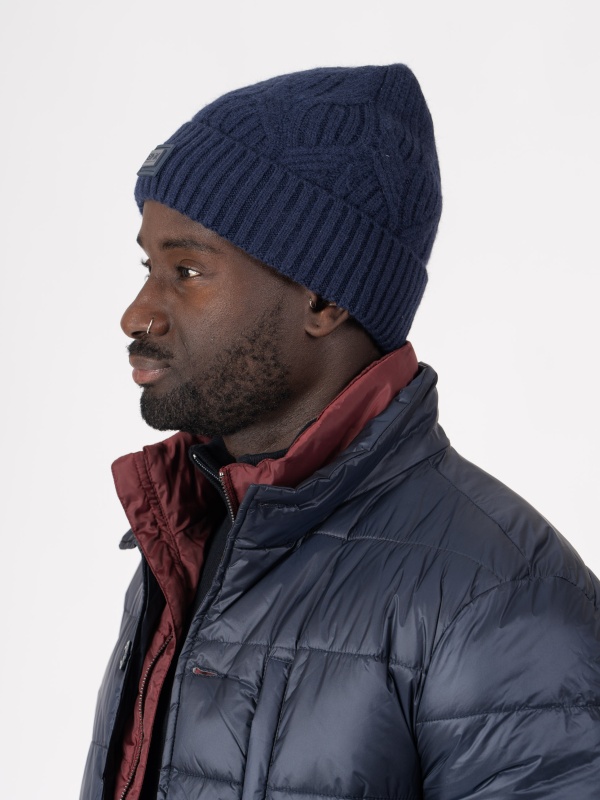 GORRO UMA COR C/TRANÇAS 1