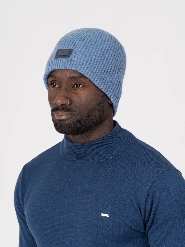 GORRO UMA COR C/TRANÇAS 1