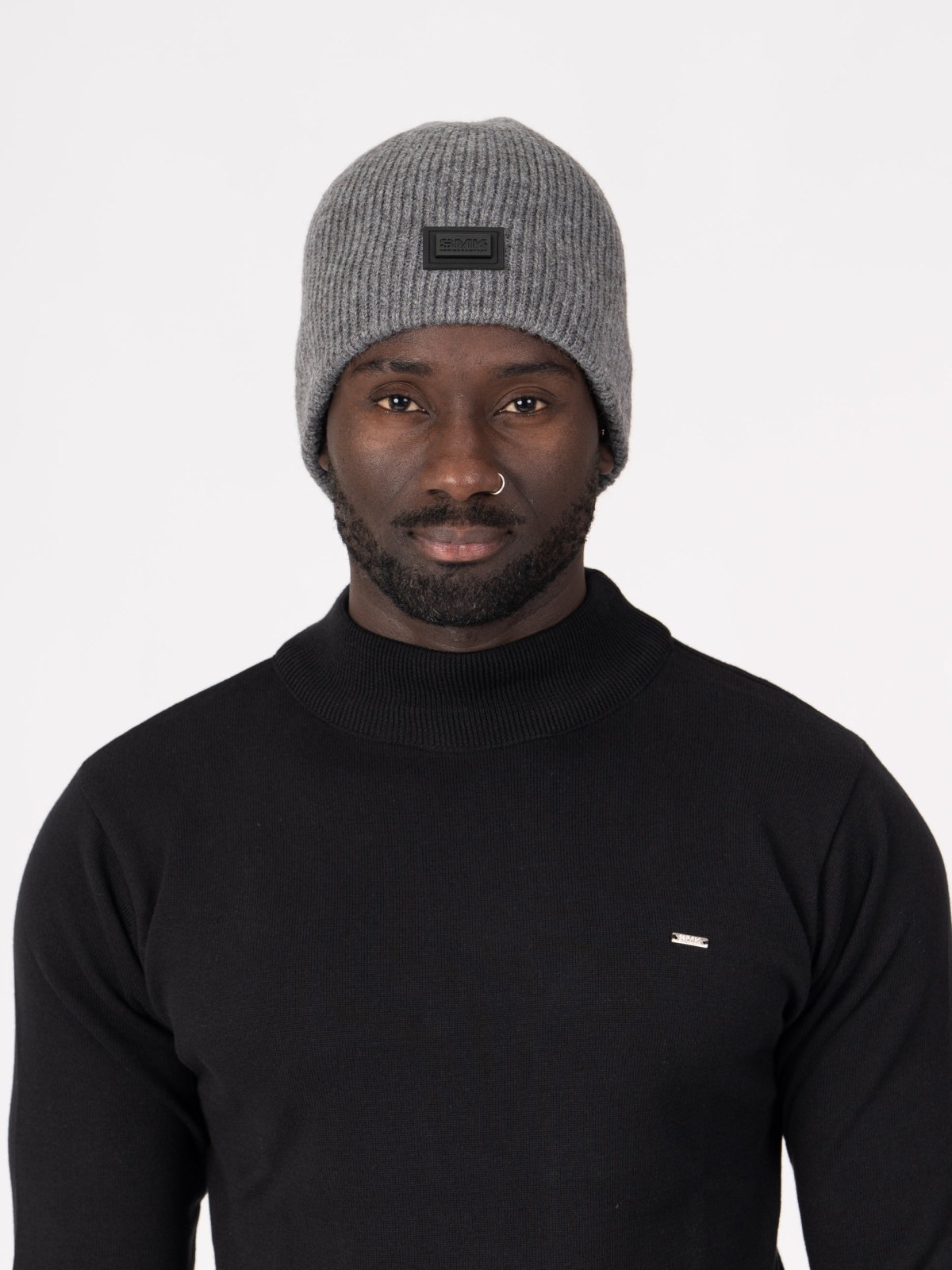 GORRO UMA COR C/TRANÇAS 1