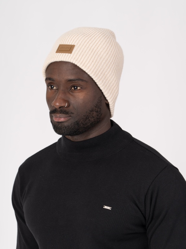 GORRO UMA COR C/TRANÇAS 1