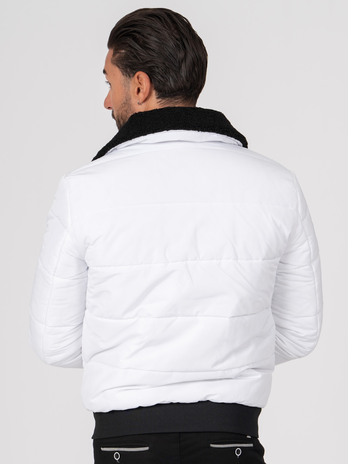 BLUSAO SMK BRANCO GOLA PR