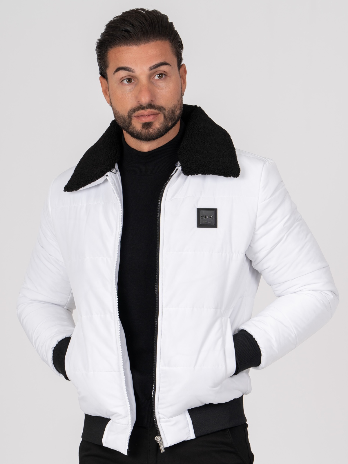 BLUSAO SMK BRANCO GOLA PR